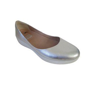 FitFlop Metallic Silver Leather Round Toe Flats